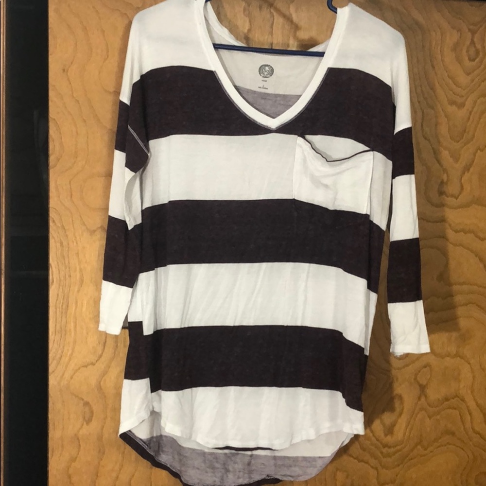 quarter sleeve shirt